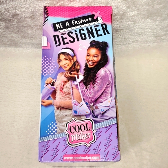 Cool Maker Stitch 'N Style Fashion Studio Sewing Machine Toy NIB - Picture 2 of 6